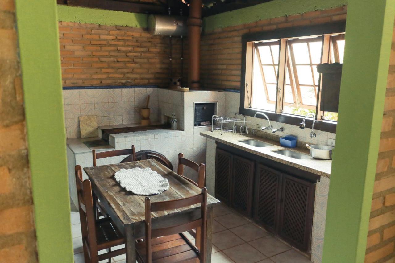 Em Tiradentes, Minas Gerais, Casa Tipica E Espacosa Em Terreno Arborizado Exterior photo