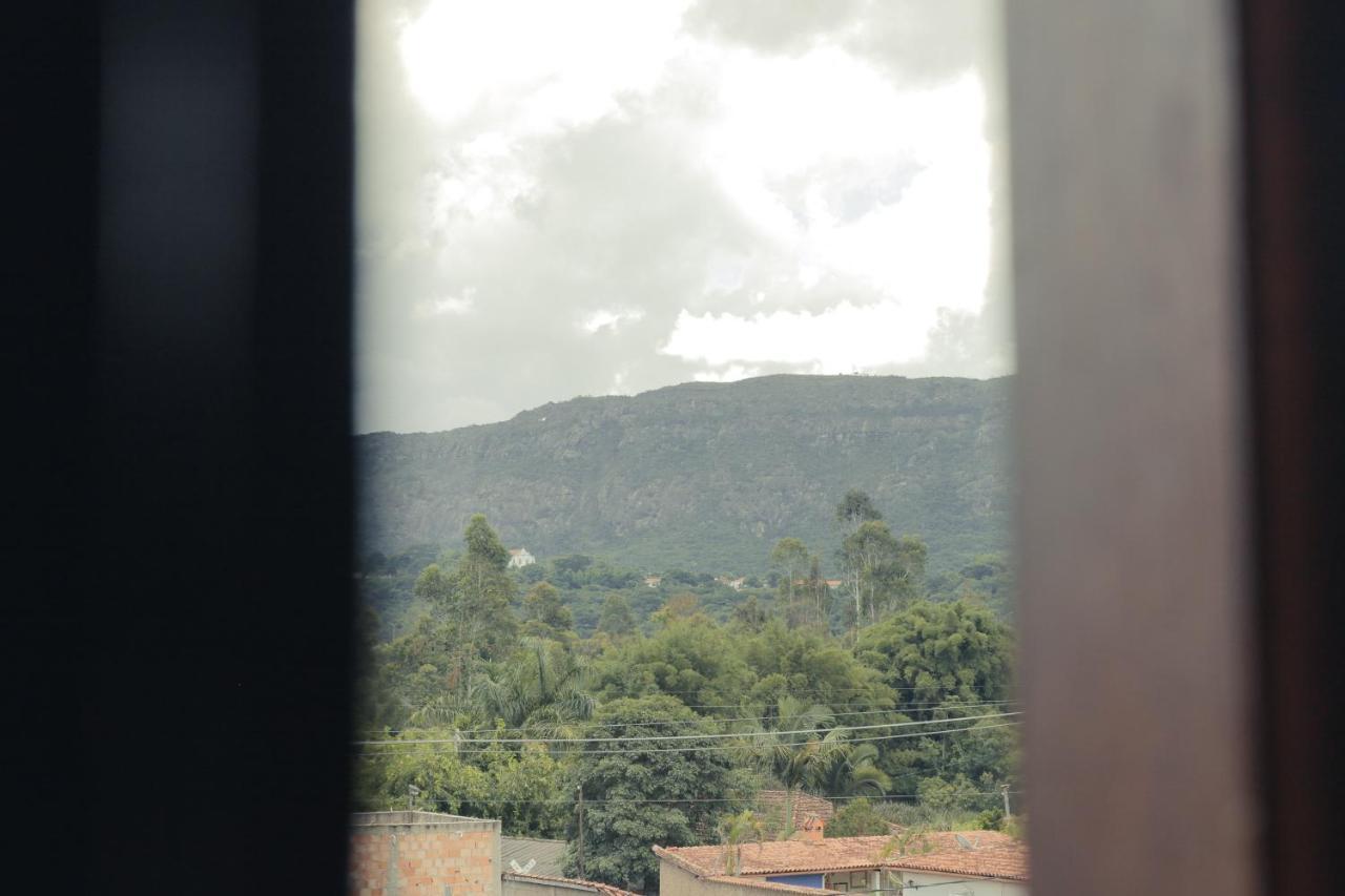 Em Tiradentes, Minas Gerais, Casa Tipica E Espacosa Em Terreno Arborizado Exterior photo