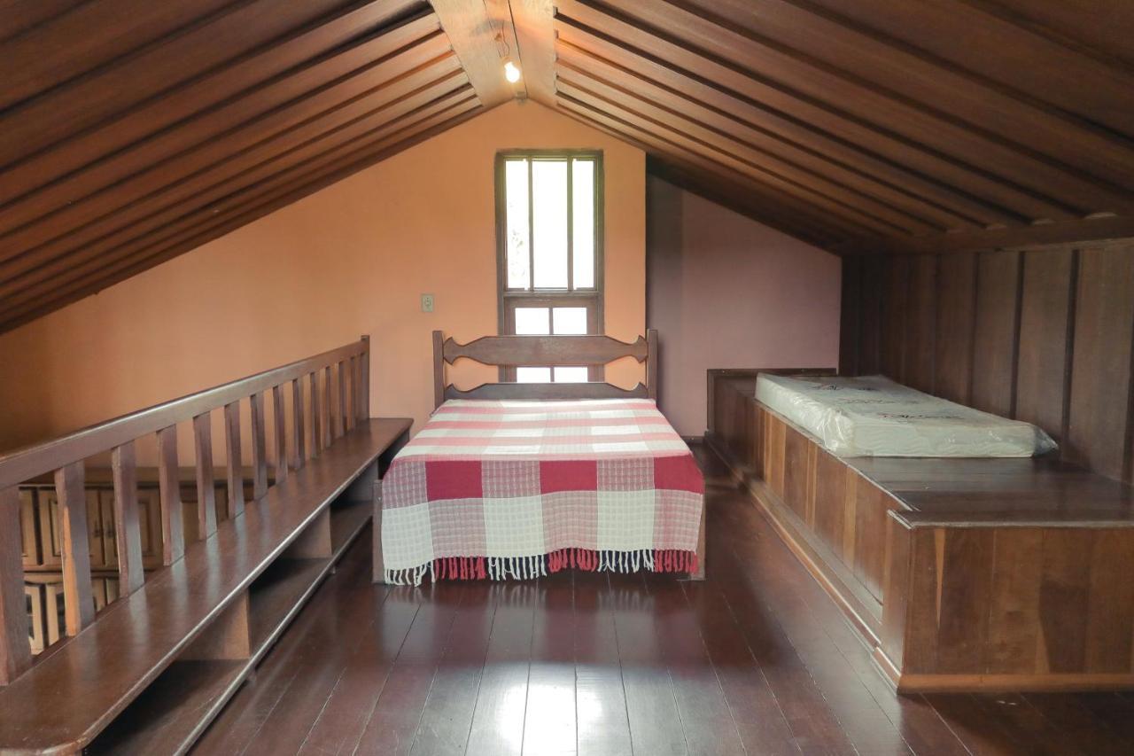 Em Tiradentes, Minas Gerais, Casa Tipica E Espacosa Em Terreno Arborizado Exterior photo