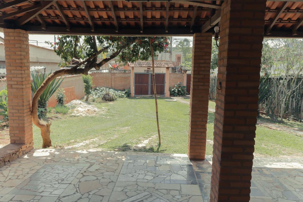Em Tiradentes, Minas Gerais, Casa Tipica E Espacosa Em Terreno Arborizado Exterior photo